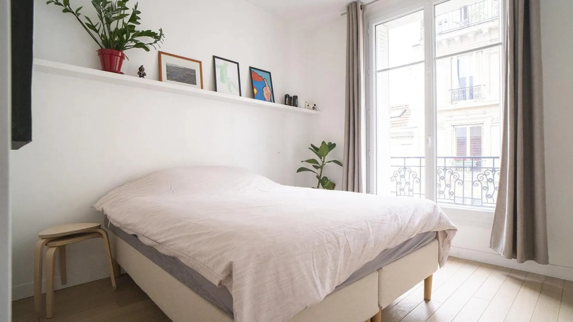 Lovely Nest Near Montmartre Paris